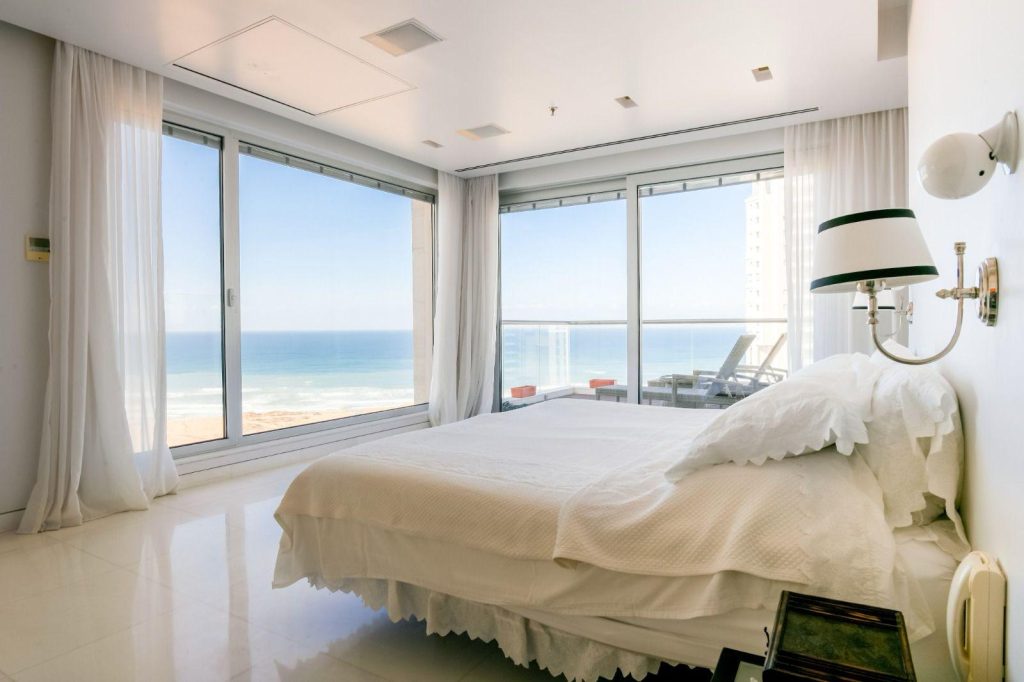 For Sale – An Extraordinary Oceanfront Penthouse in Ir Yamim, Netanya