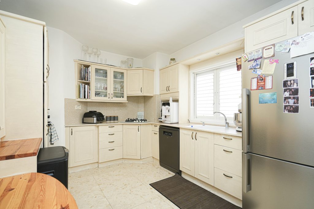 Netanya apartments for sale– 5-Room Apartment in Ramat Poleg 